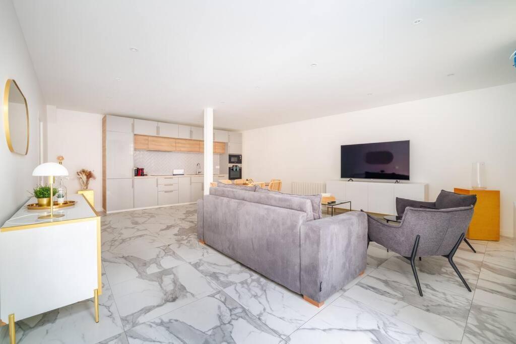 Beautiful Flat For 6 People #6 Apartment Asnières Exterior foto